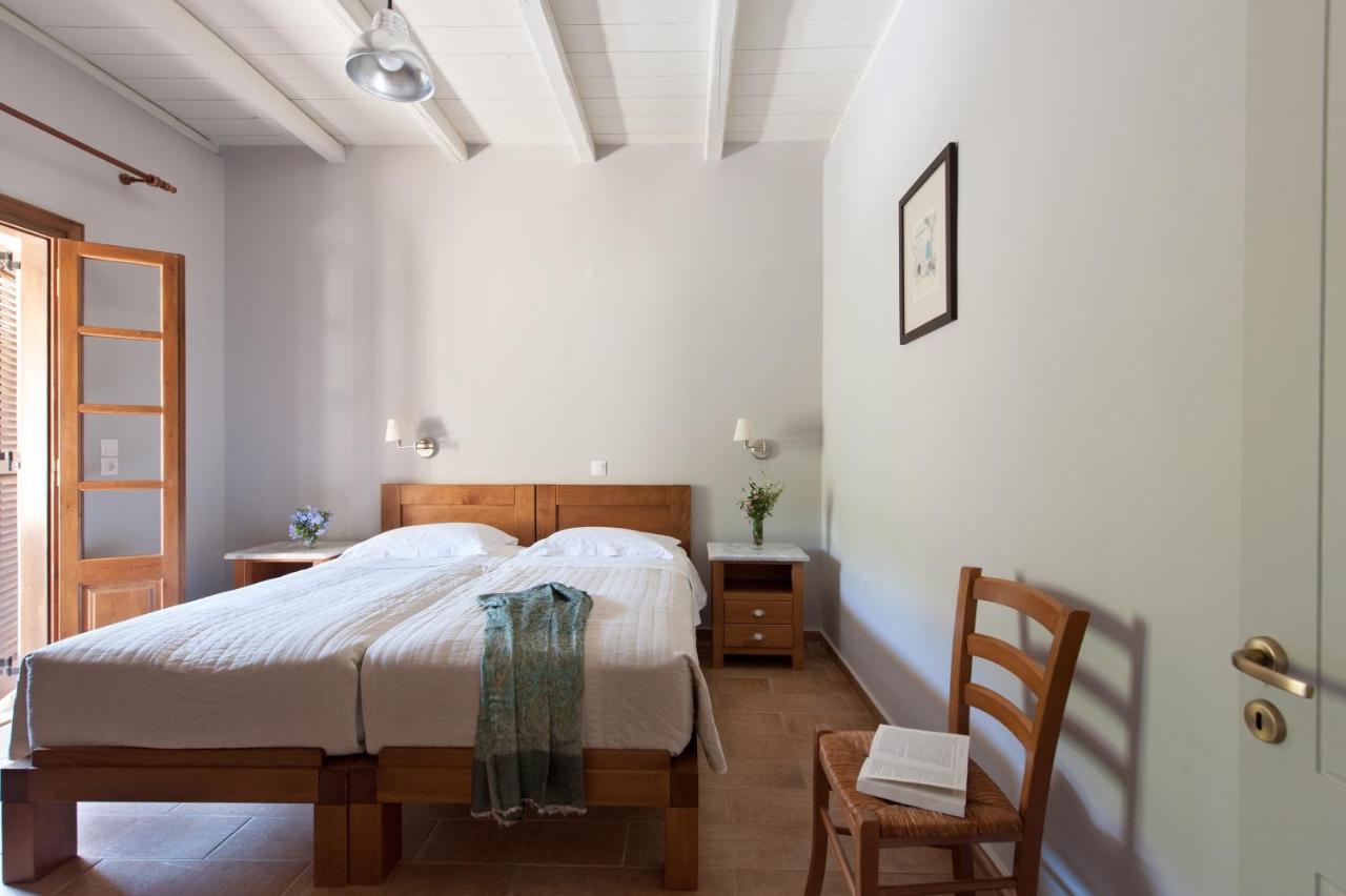 Kalamitsi Hotel Kardhamili Eksteriør billede